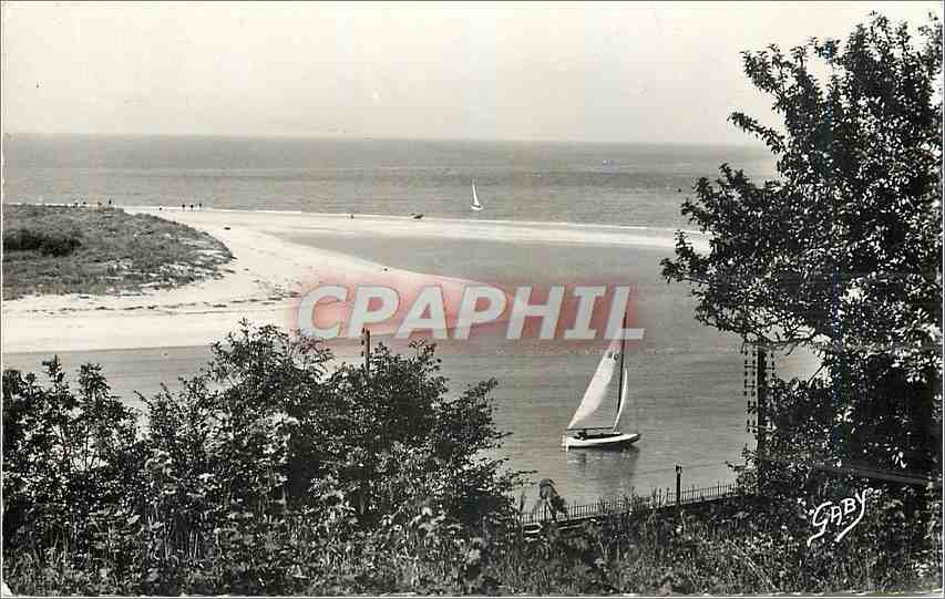 CPM Dives Cabourg Calvados La Plage Bateau