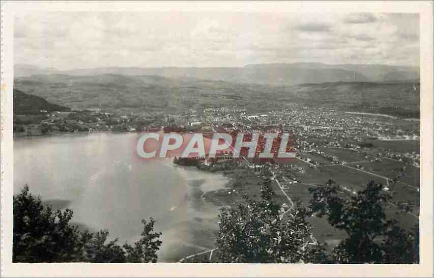CPA Annecy Vue generale et le Lac 