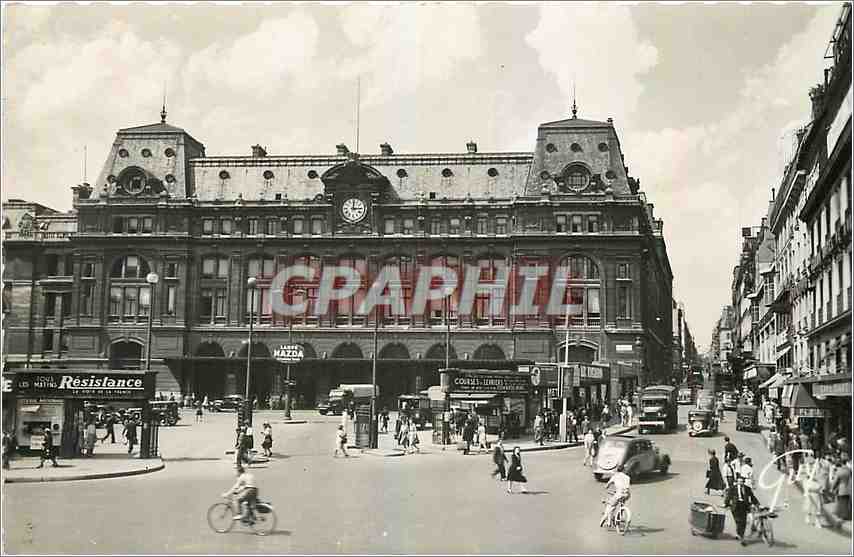 CPM Gare Saint Lazare Cour du Havre Paris