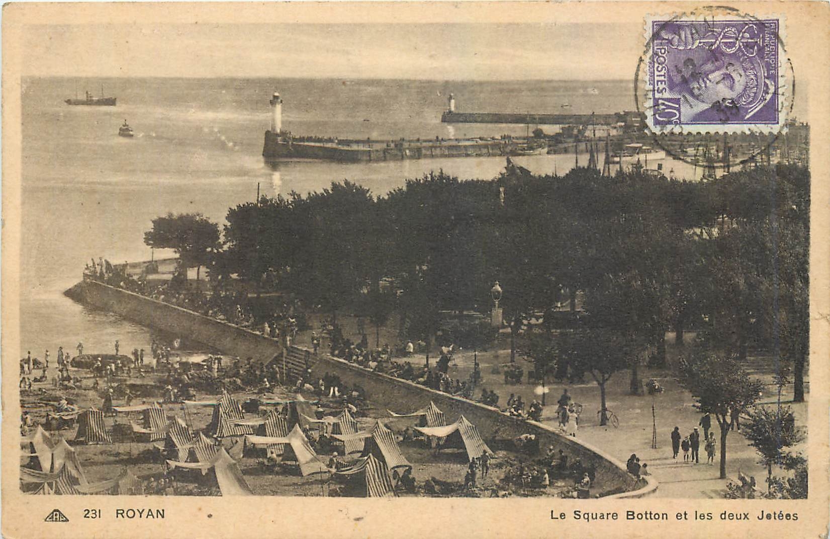 CPA Royan Le Square Botton et les deux Jetees 