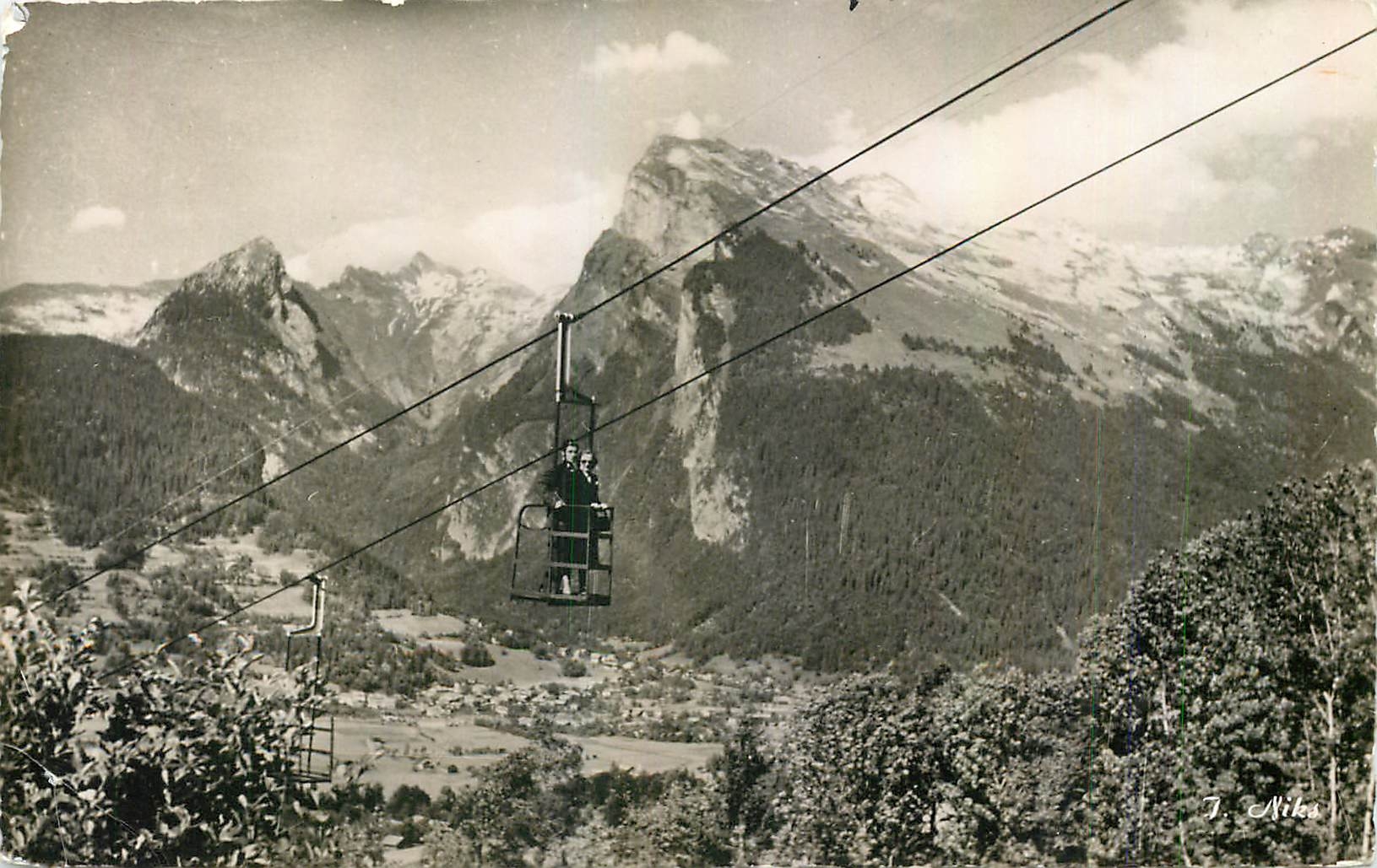 CPM Samoens Haute Savoie Vue generale Le Tuet Teleferique