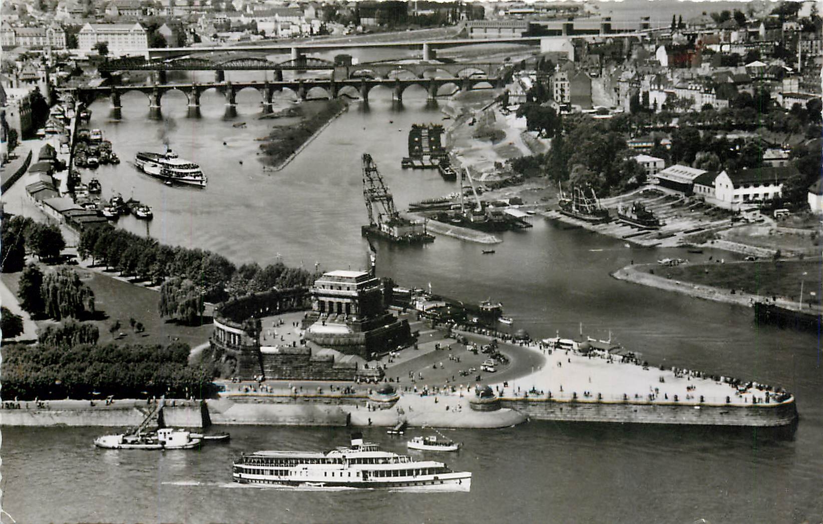 CPM Koblenz Deutsches Eck an Rhein und Mosel Bateau
