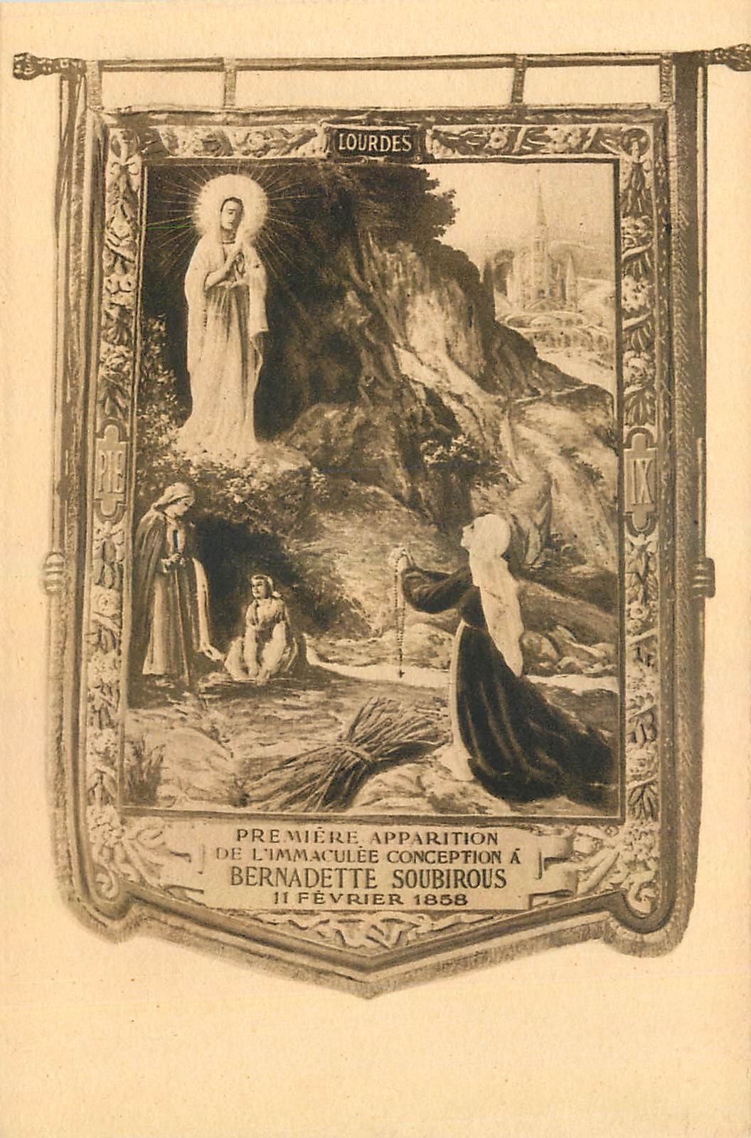 CPA La Banniere de Sainte Bernadette cote Lourdes 