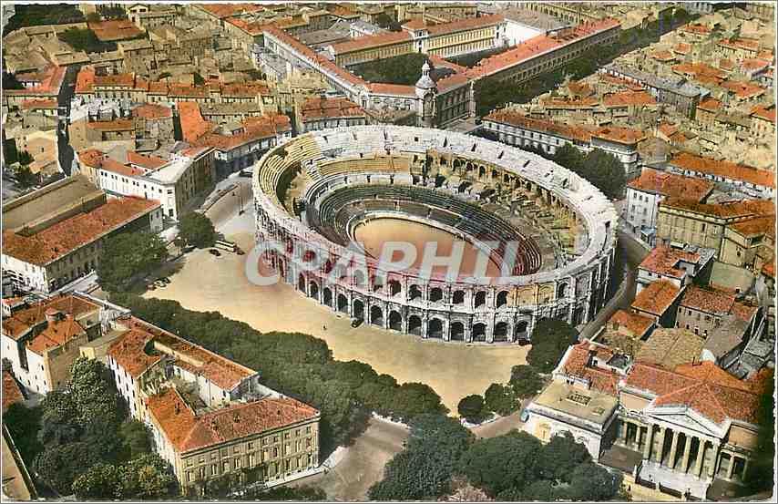 Nîmes (Gard) — Les Arènes — Vue aérienne — Éditions ROHFRITSCH