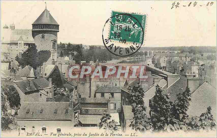 CPA Laval Vue generale prise du Jardin de la Perrine 