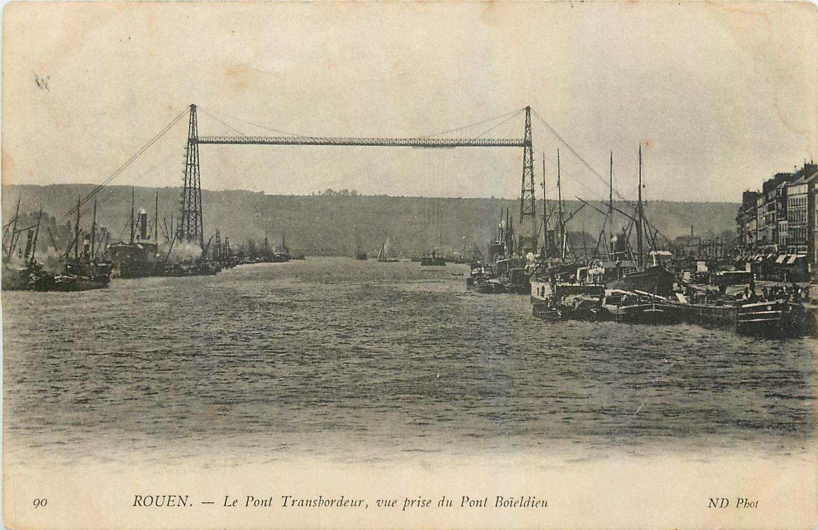CPA Rouen Le Pont Transbordeur vue prise du Pont Boieldieu Bateaux