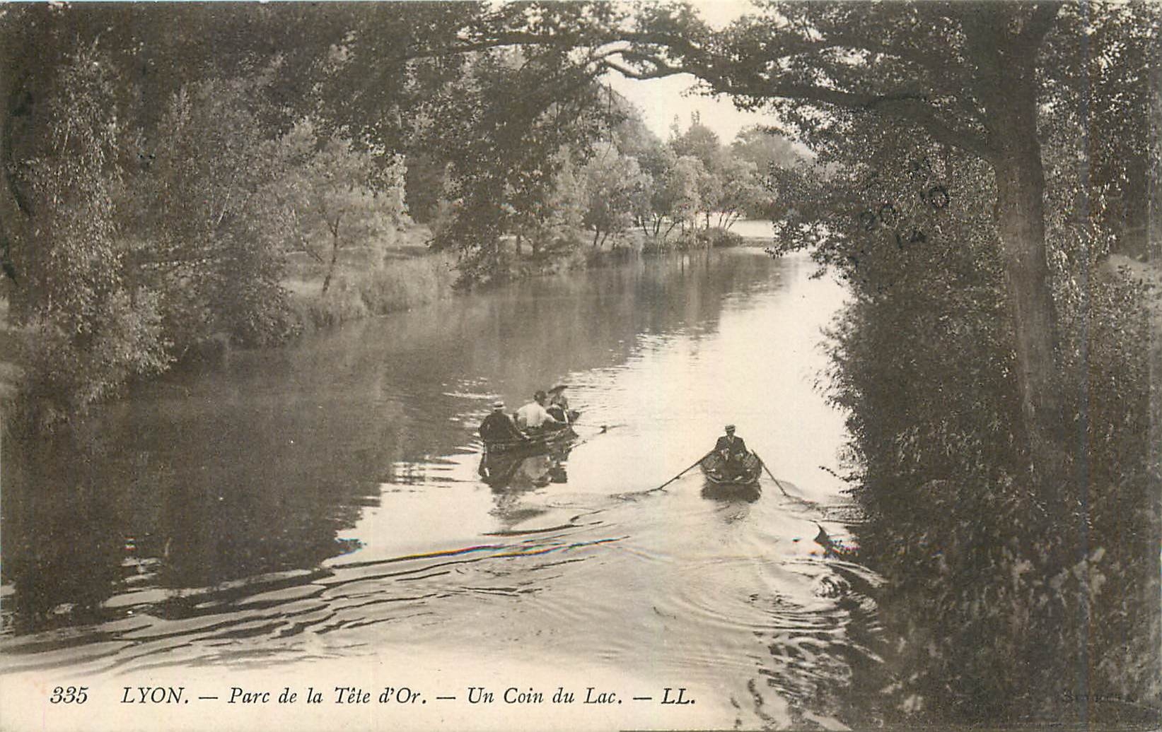 CPA Lyon Parc de la Tete d'Or Un Coin du Lac 