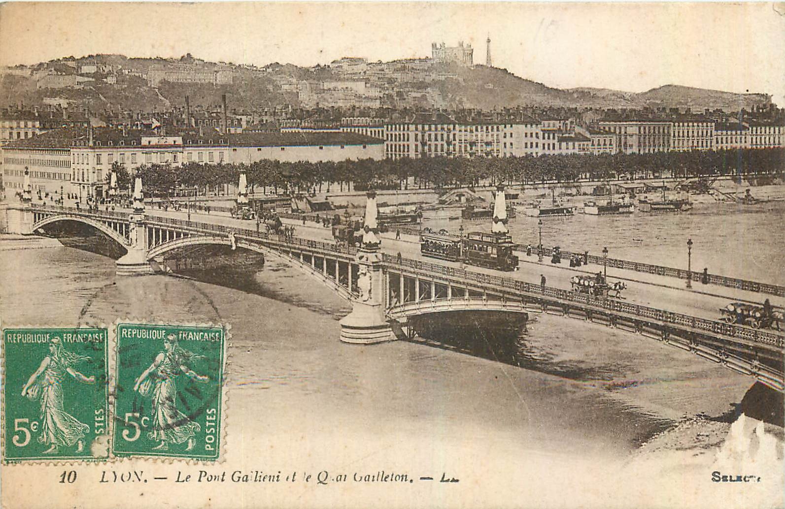 CPA Lyon Le Pont Gailieni et le Quai Gailleton 