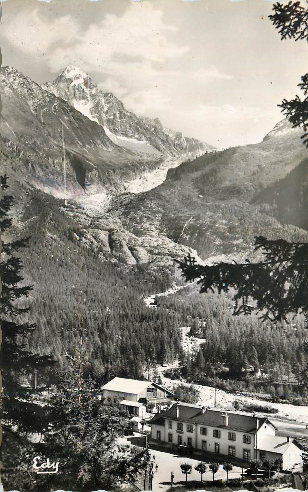 CPM Haute Savoie La gare le glacier et le Chardonnet 