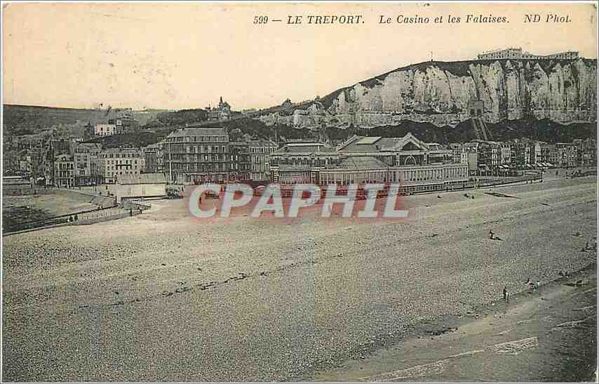 CPA Le Treport Le Casino et les Falaises 