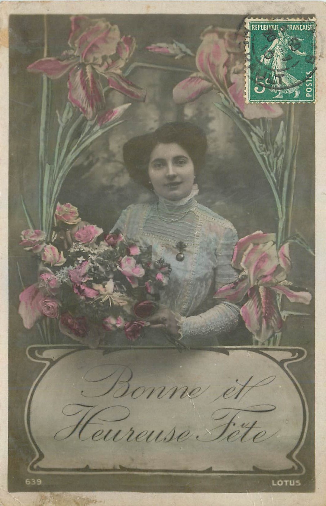Frau mit Blumenstrauß — Frohe und Glänzende Feier — Verleger LOTUS, Nr. 639