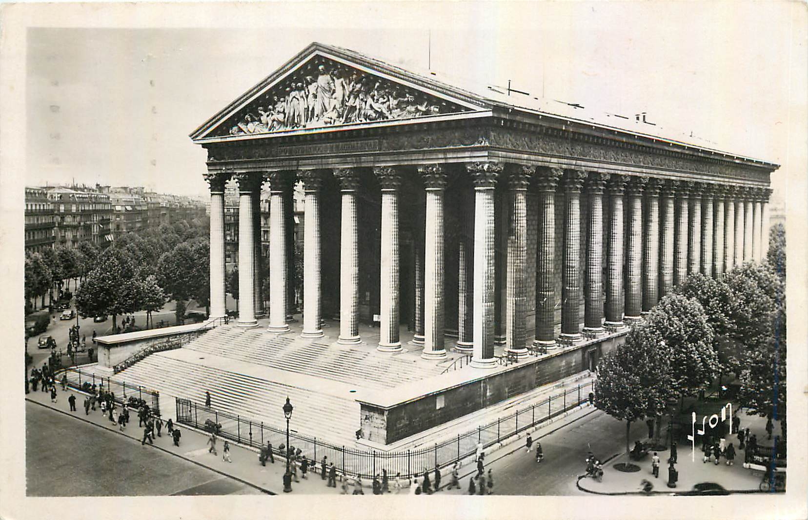 CPA Paris Eglie de la Madeleine 