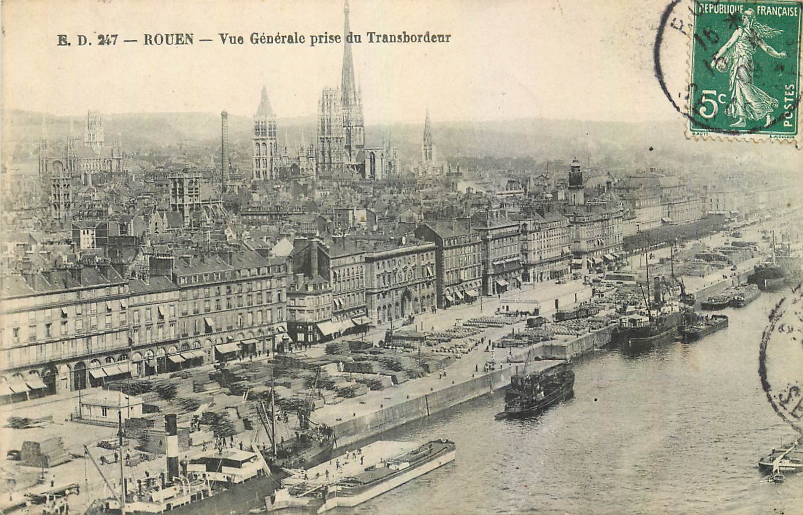 CPA Rouen Vue Generale prise du Transbordeur Bateaux