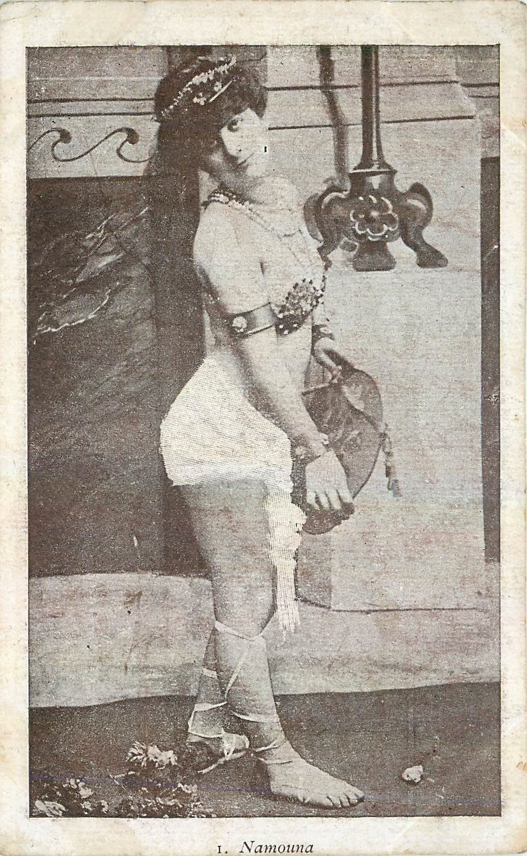 Namouna — danseuse orientale — carte postale française
