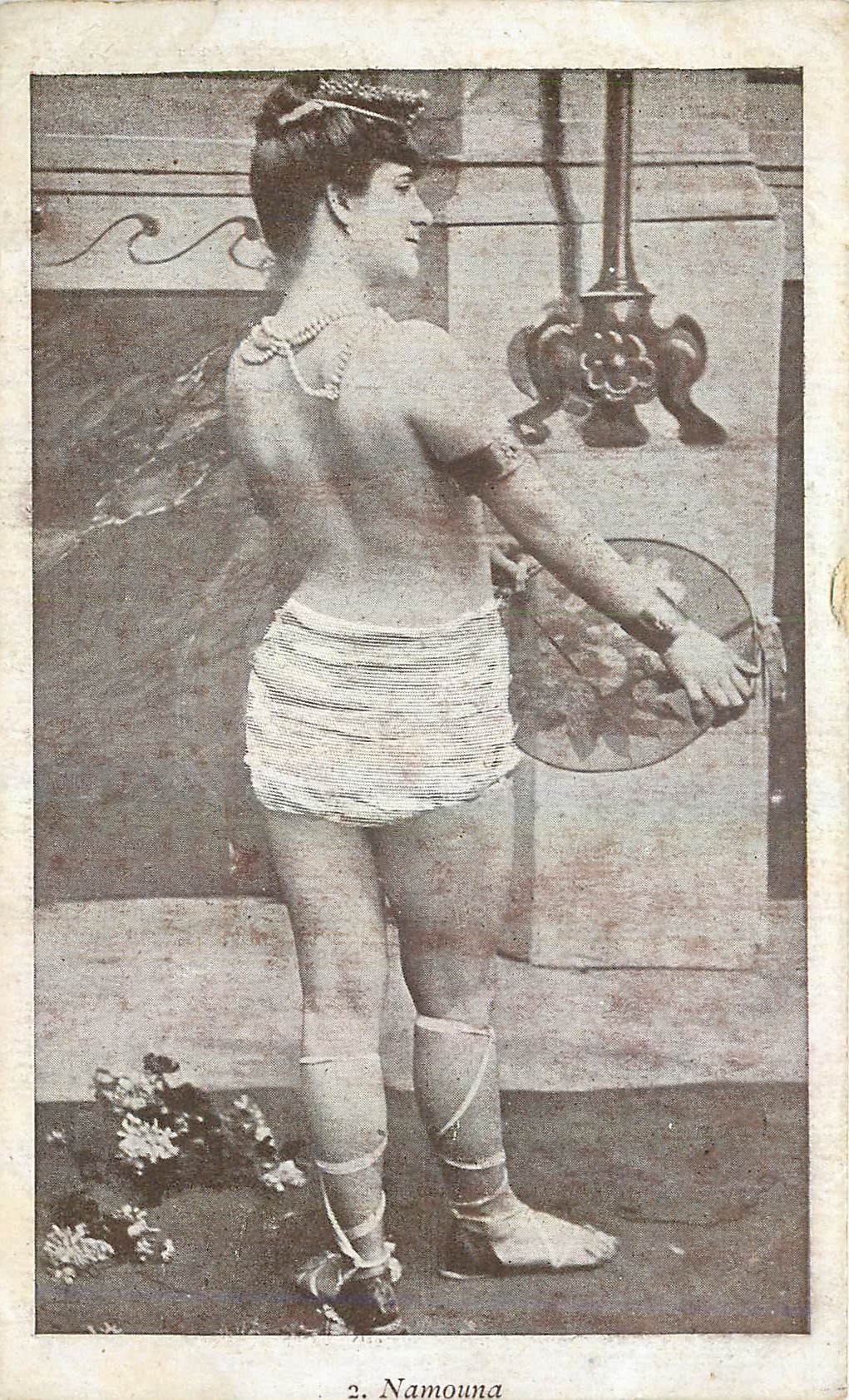 Namouna — danseuse orientale — éditeur inconnu, n°2