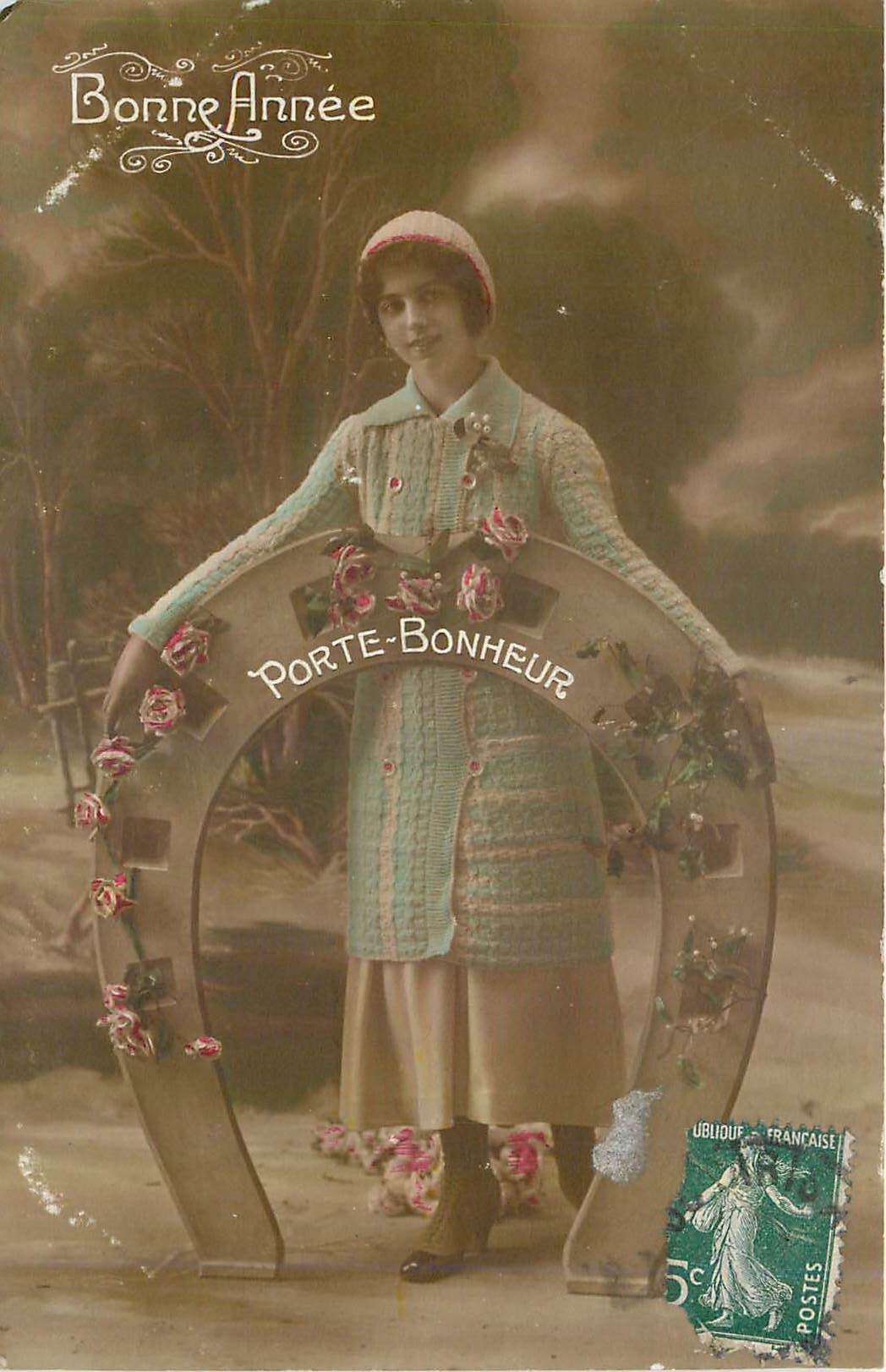 CPA Bonne Annee Femme Fer a cheval