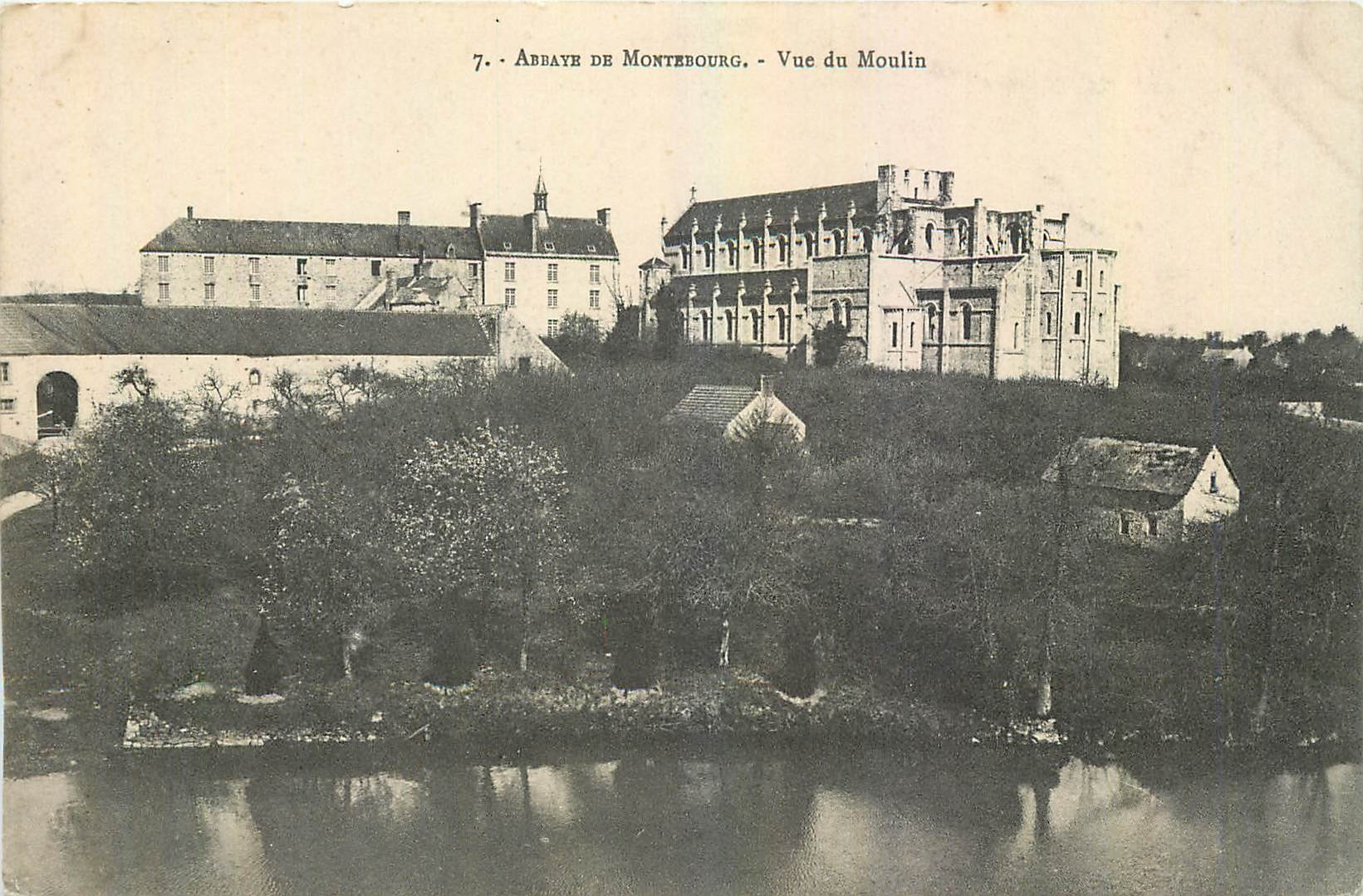 CPA Abbaye de Montebourg Vue du Moulin 