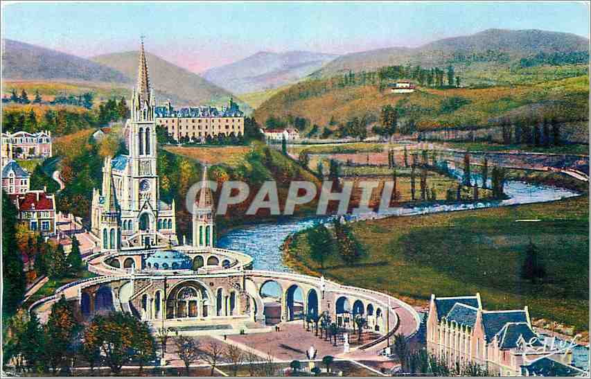 CPM Lourdes La Basilique vue du Chateau Fort 