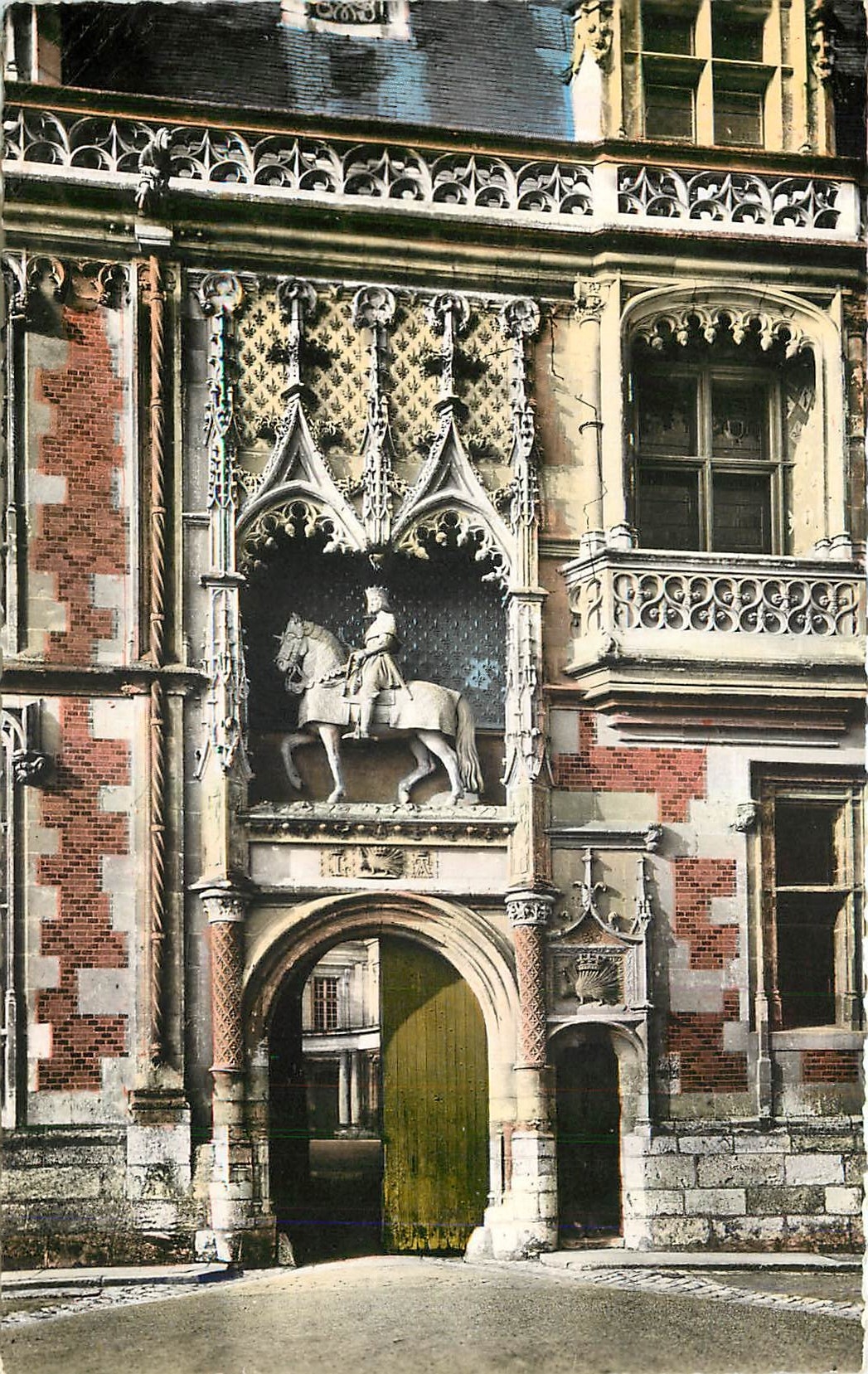 CPM Le Chateau de Blois 