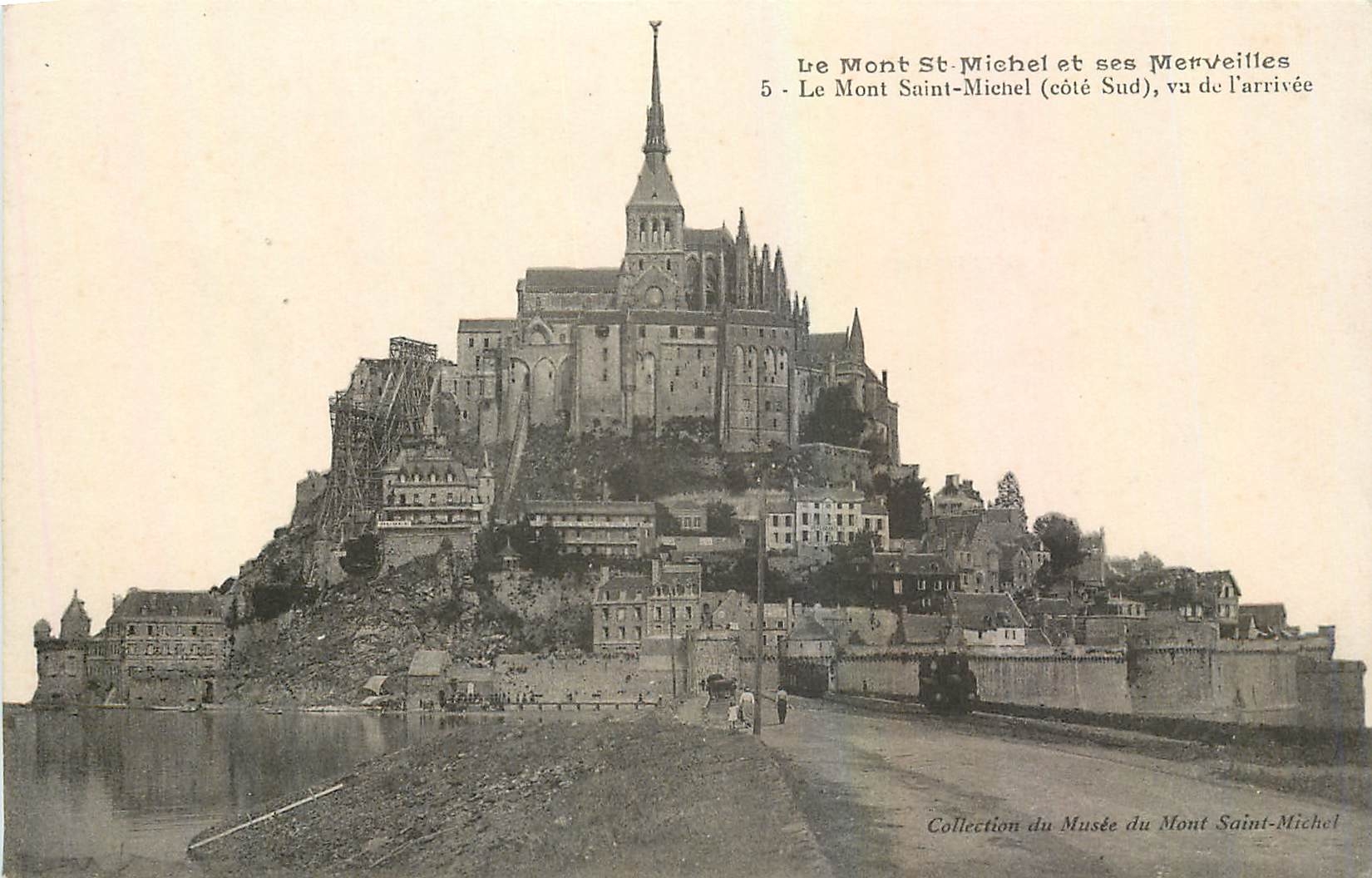 Le Mont Saint-Michel et ses Merveilles — vue du côté Sud — Collection du Musée du Mont Saint-Michel