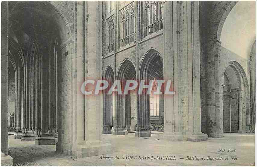 CPA Abbaye du Mont Saint Michel Basilique Bas Cote et Nef 