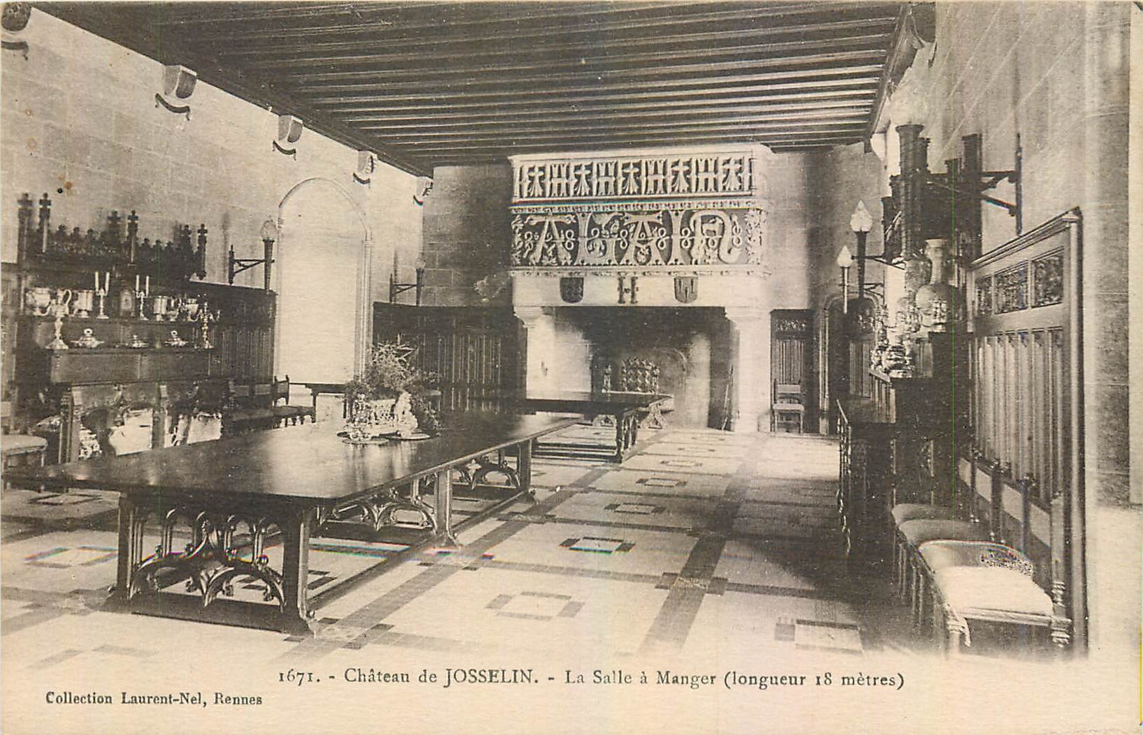 CPA Chateau de Josselin La Salle a Manger 