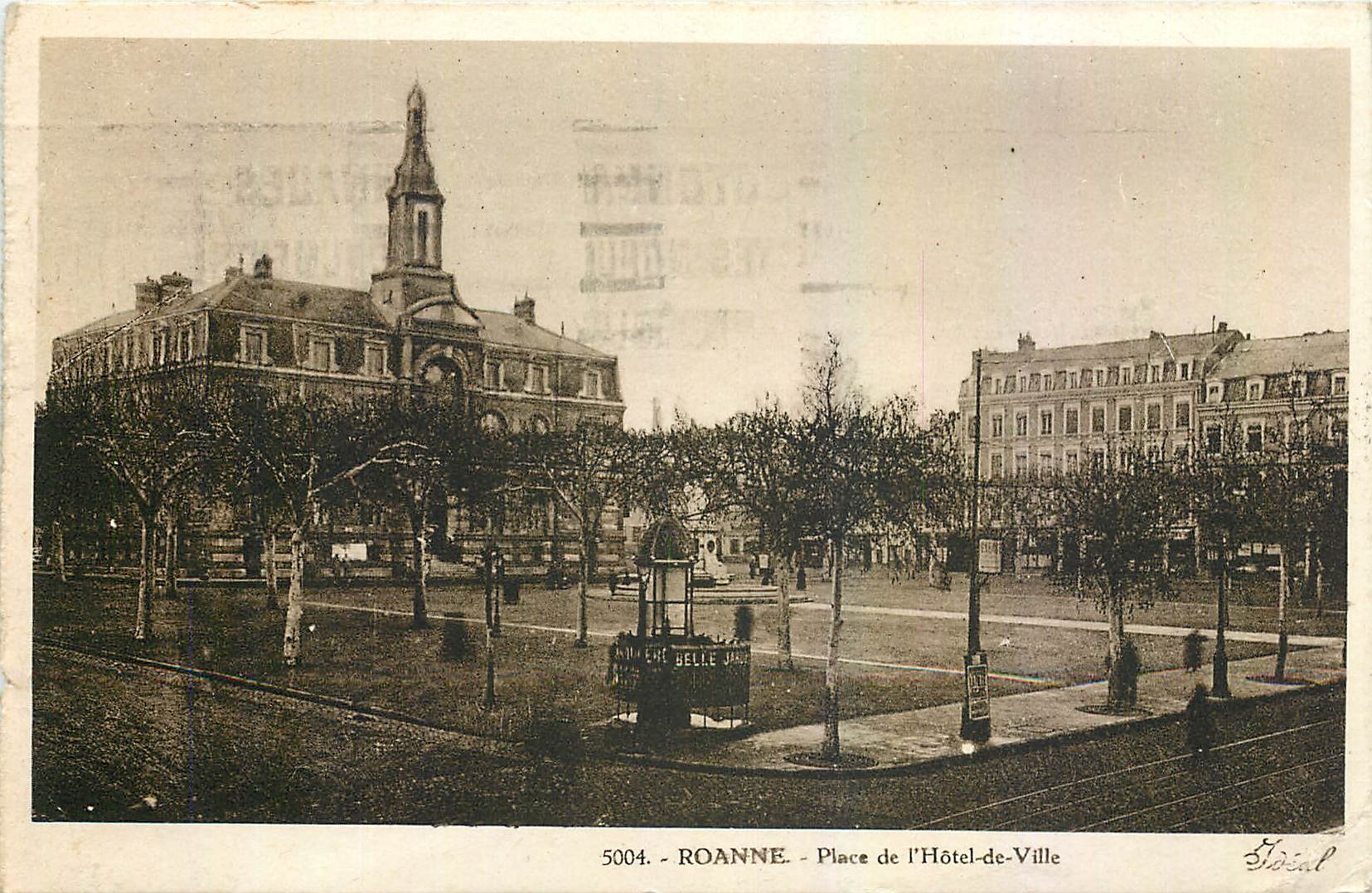 CPA Roanne Place de l'Hotel de Ville 