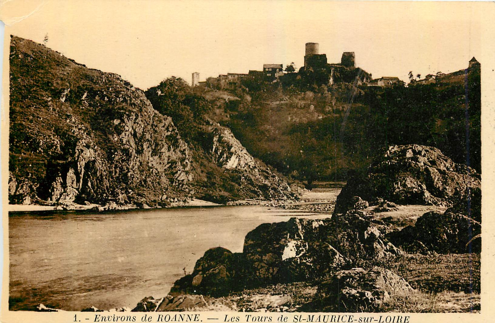 CPA Environs de Roanne Les Tours de St Maurice sur Loire 