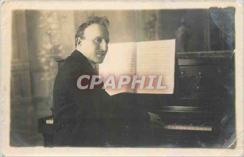 CARTE PHOTO Homme Piano