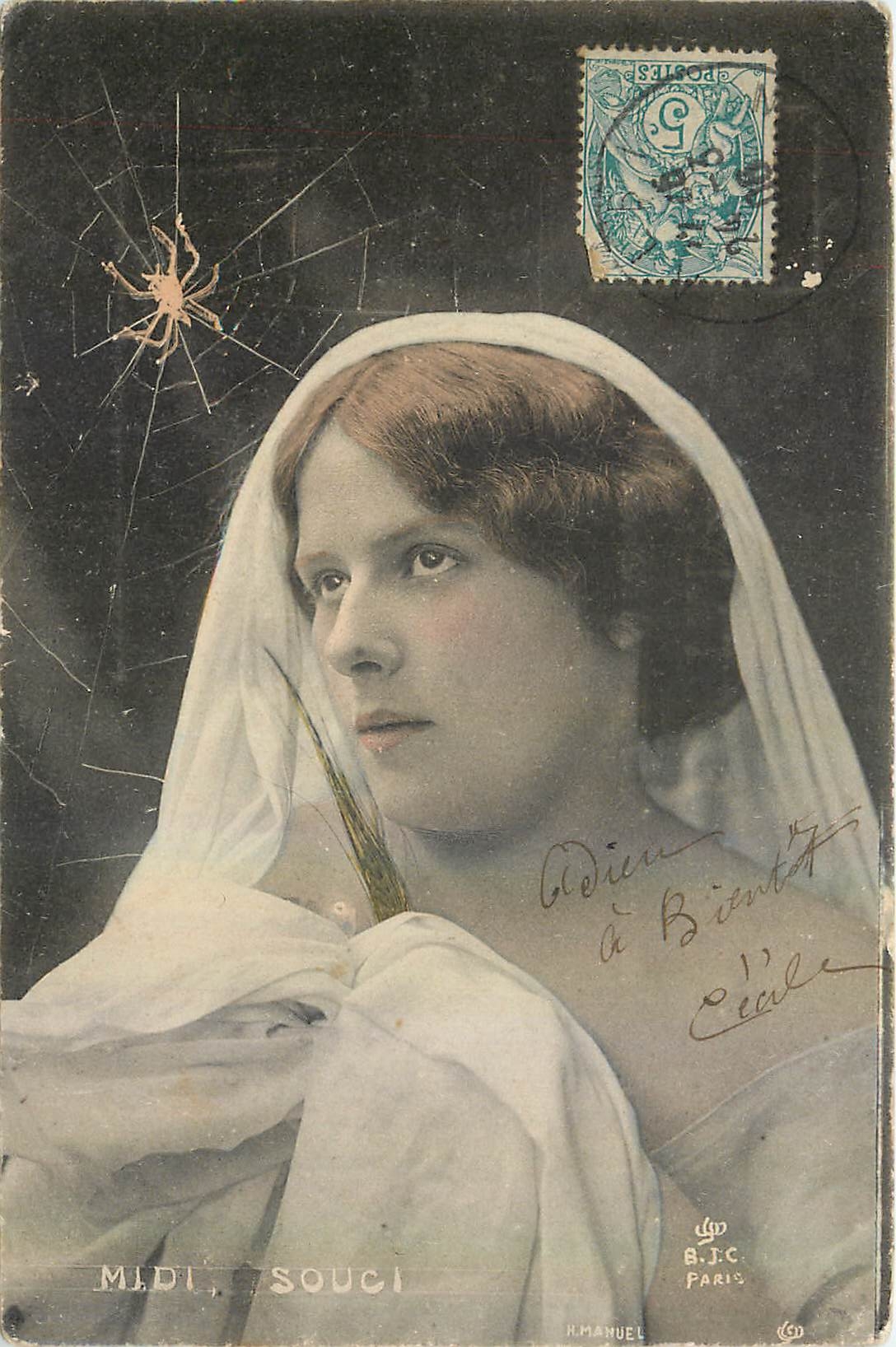 Jeune femme voilée — scène avec araignée — R. MANUEL, Paris, n° 104