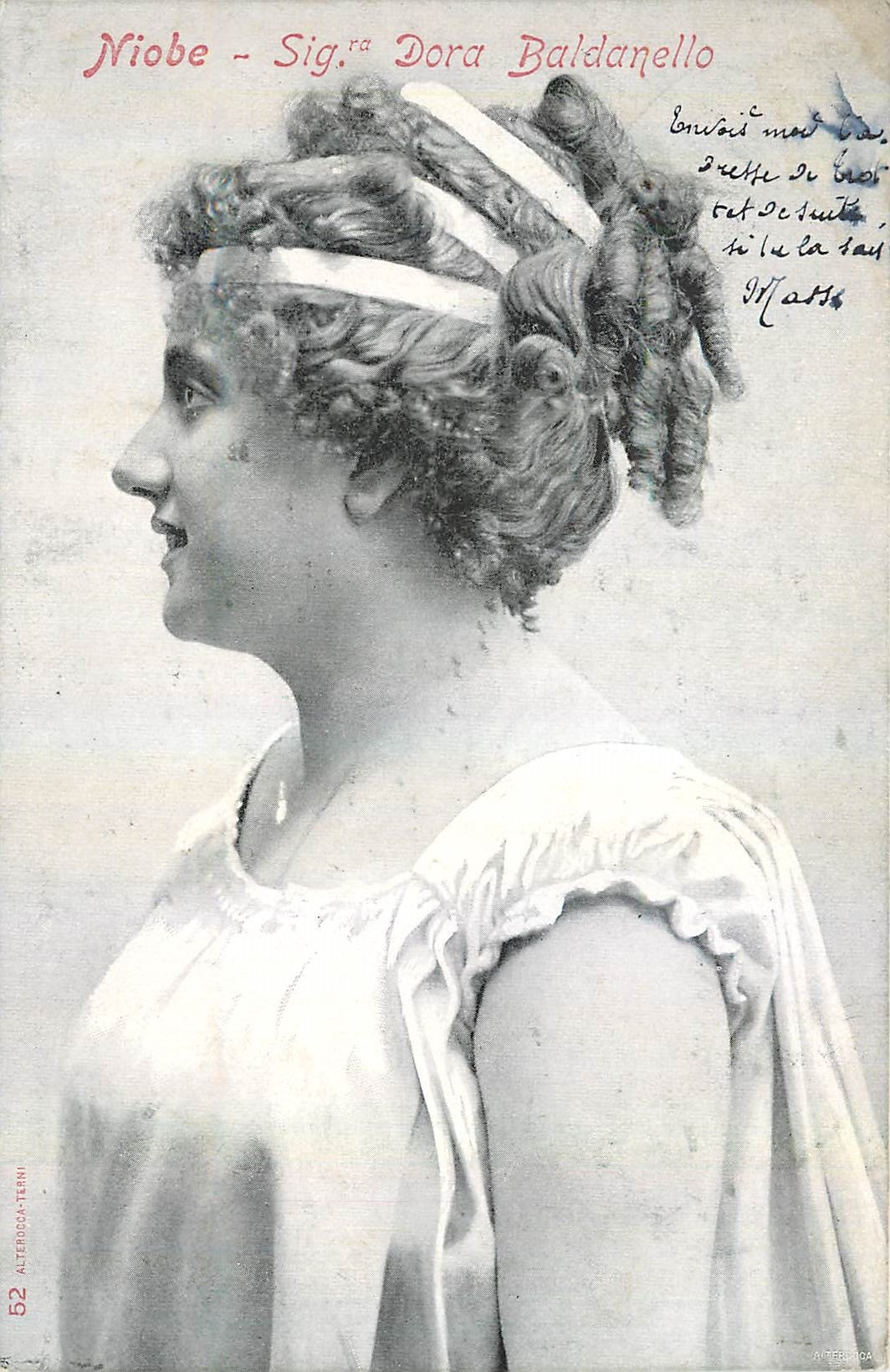 Niobe - Sig.ra Dora Baldanello — Profilporträt — ALTERODA-TERNI Nr. 52