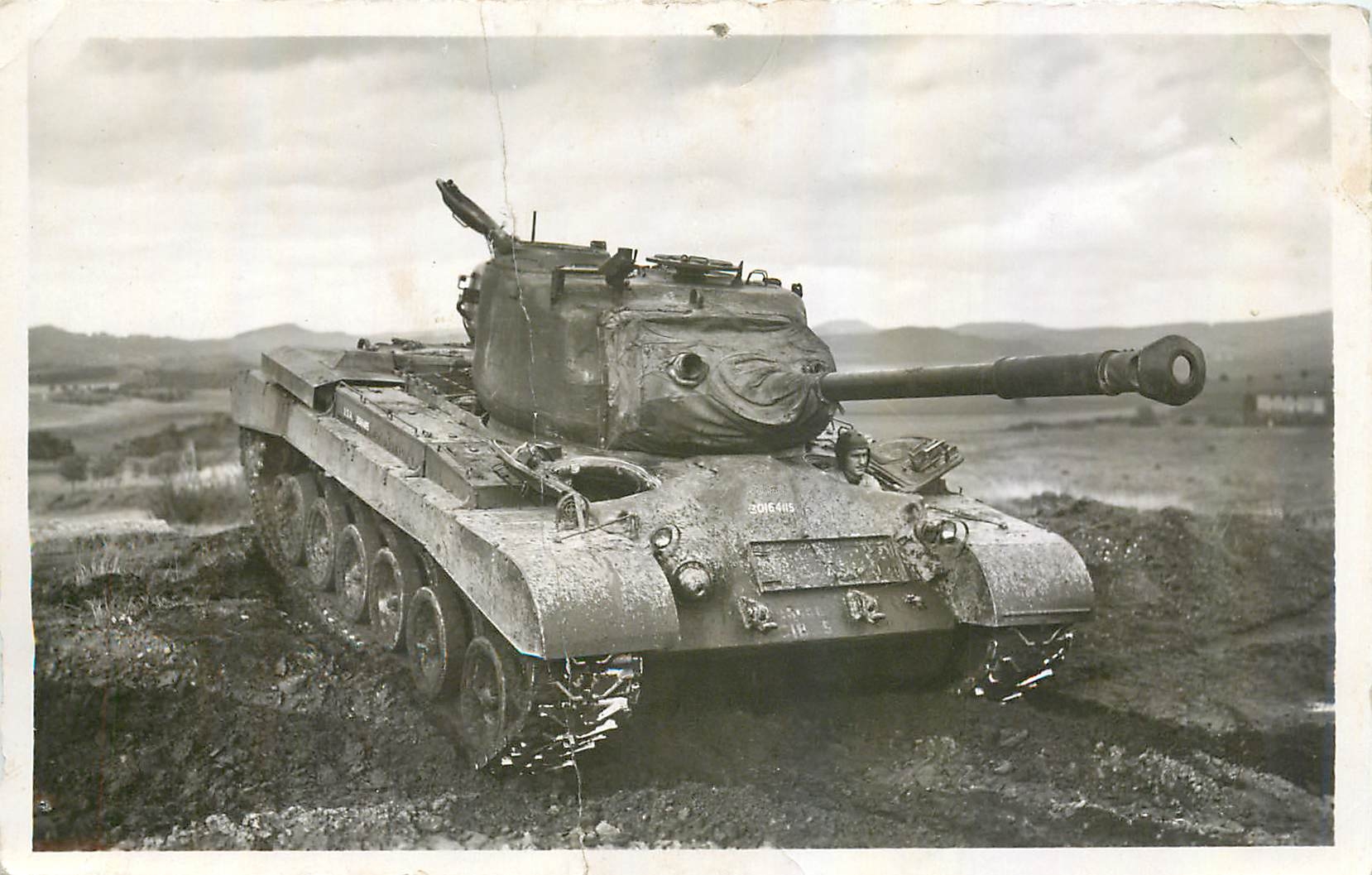 CPA Tank Char d'assaut Militaria