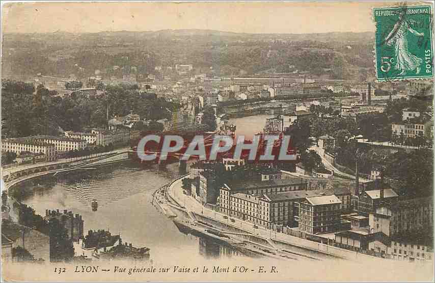 CPA Lyon Vue generale sur Vaise et le Mont d'Or 