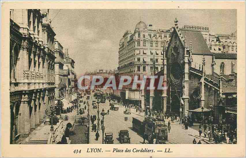 CPA Lyon Place des Cordeliers Tramway
