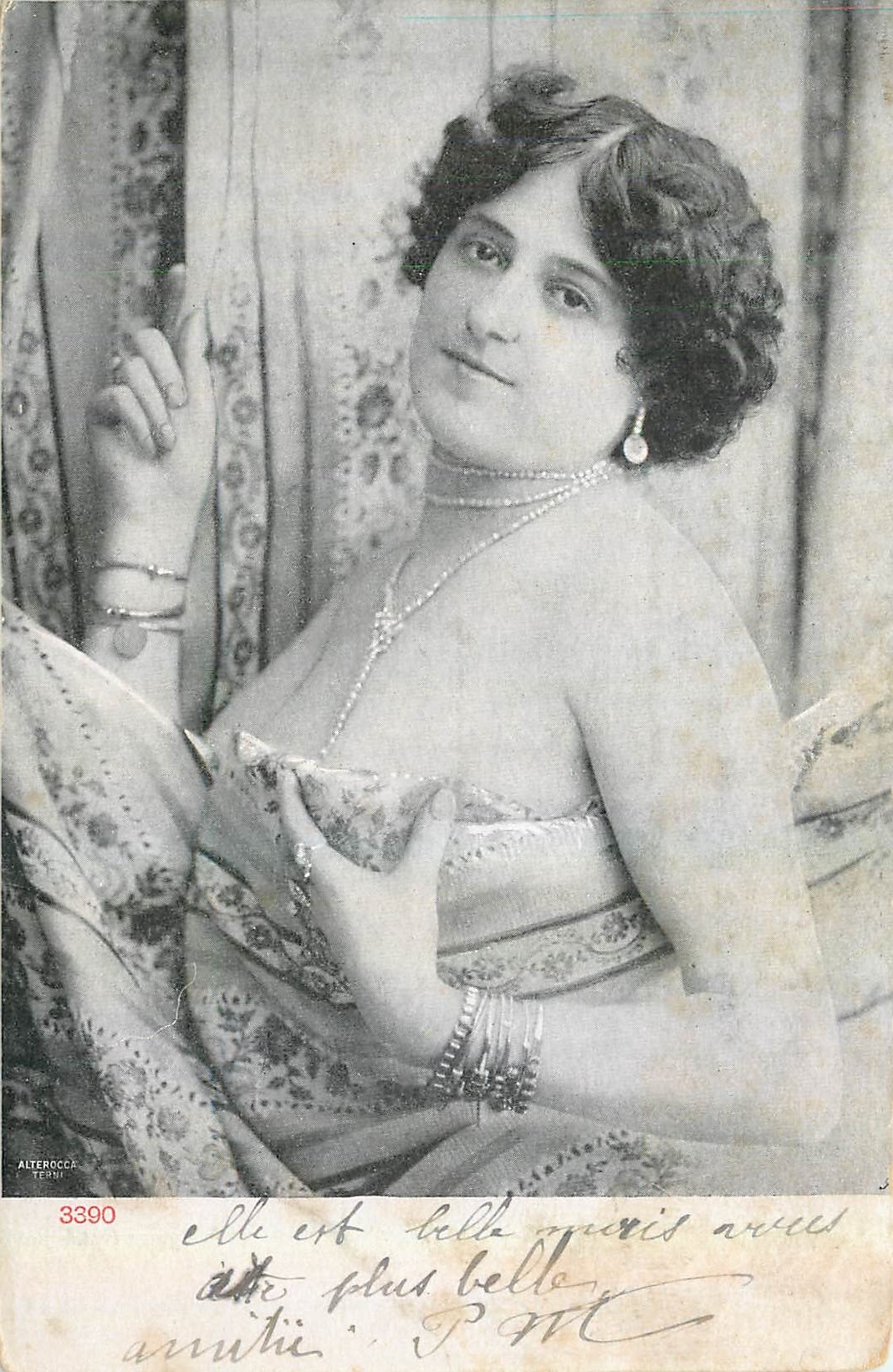 Femme élégante — portrait — ALTEROCCÉ, n° 3390 - Recto