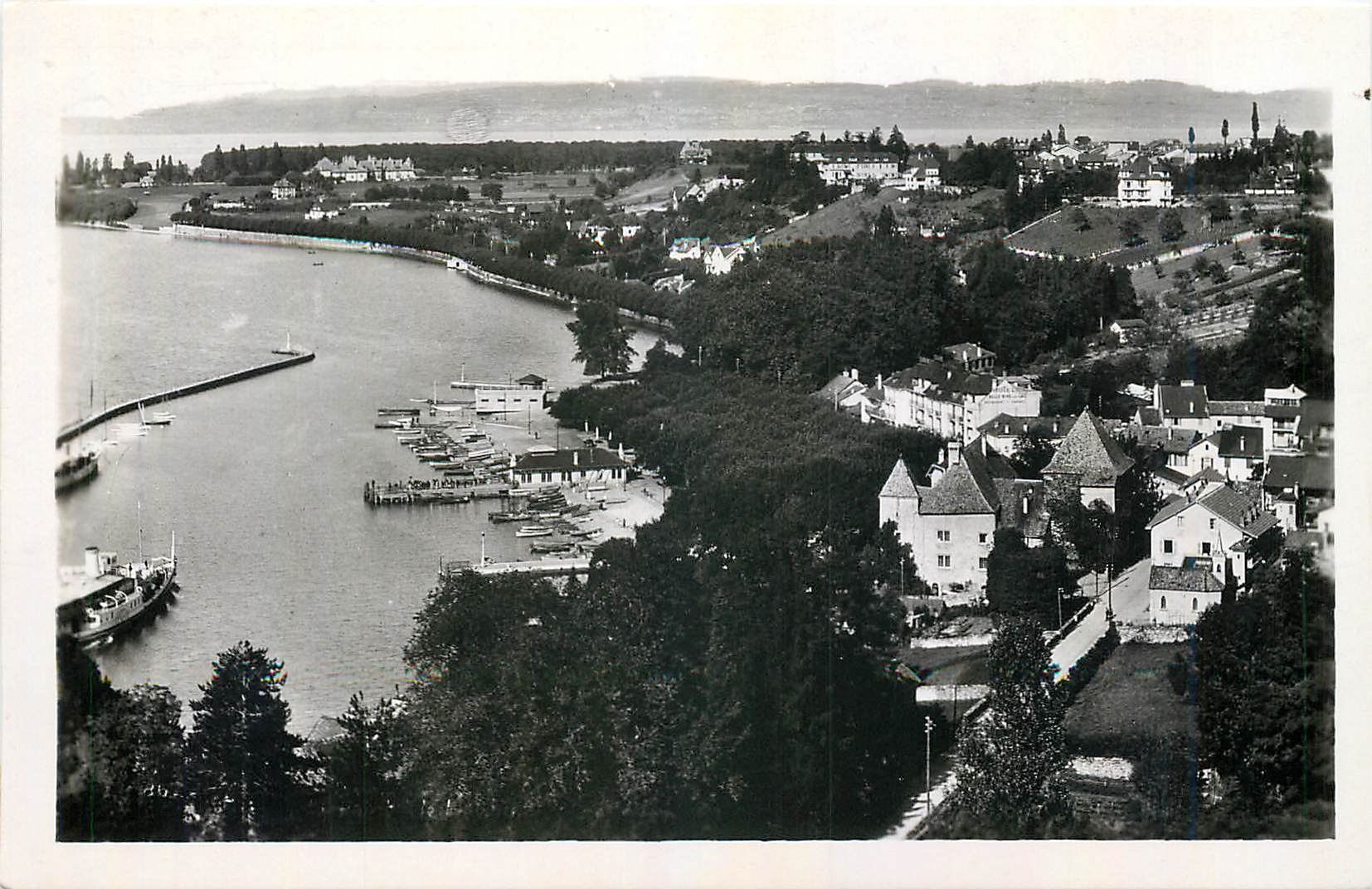 CPM Thonon les Bains Haute Savoie Le Port 