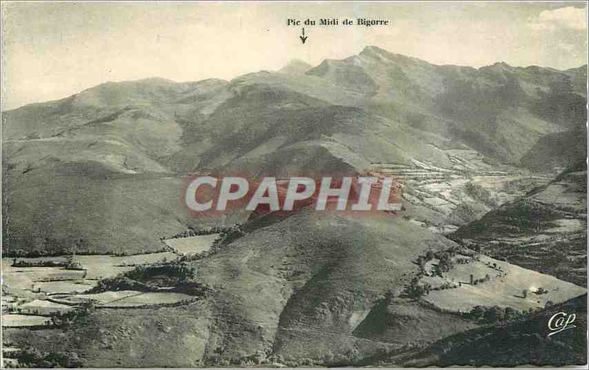 CPA Lourdes La Chaine des Pyrenees vers le Pic du Midi 