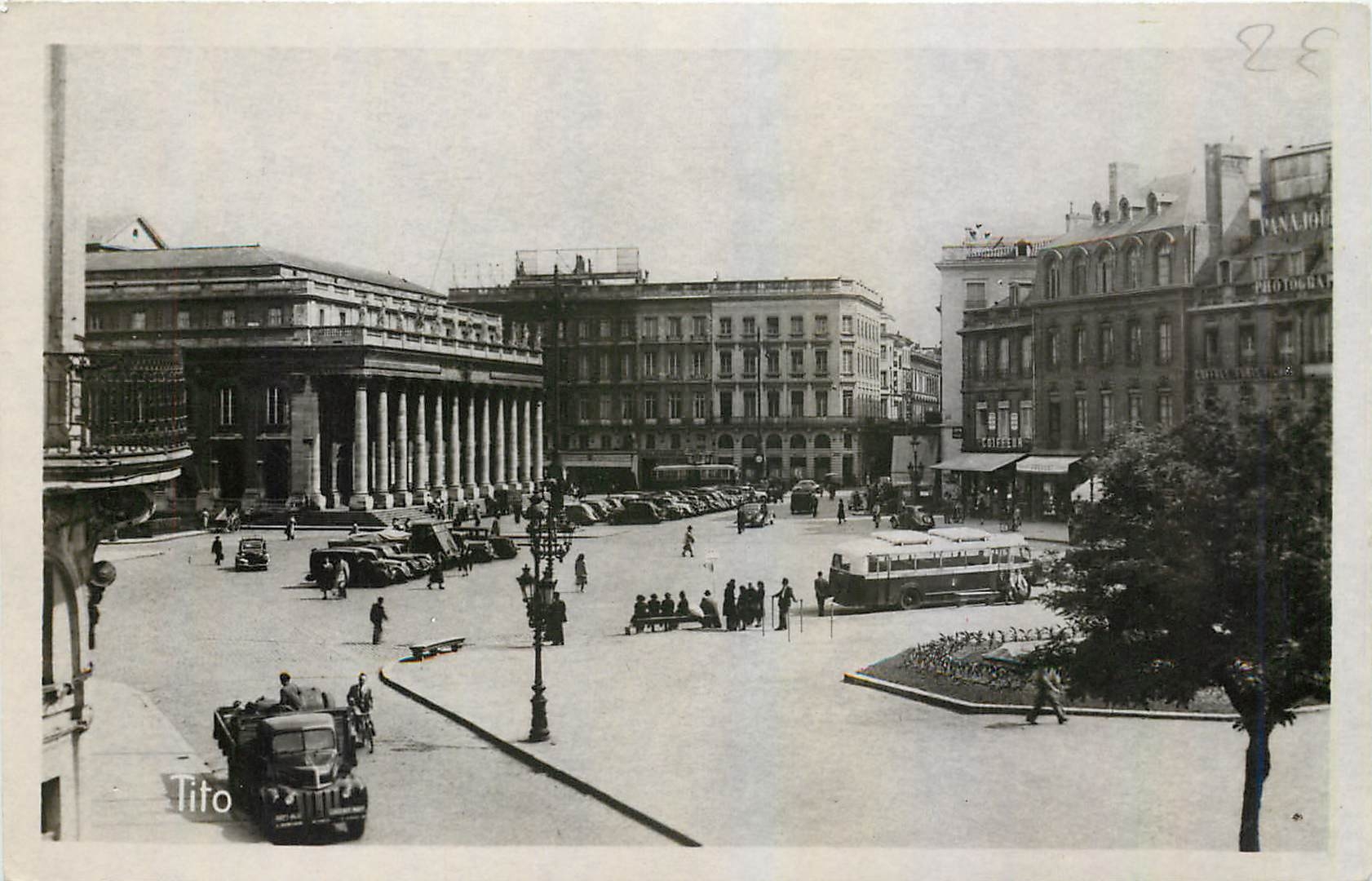 Place de la Comédie — Bordeaux — Éditions Tito