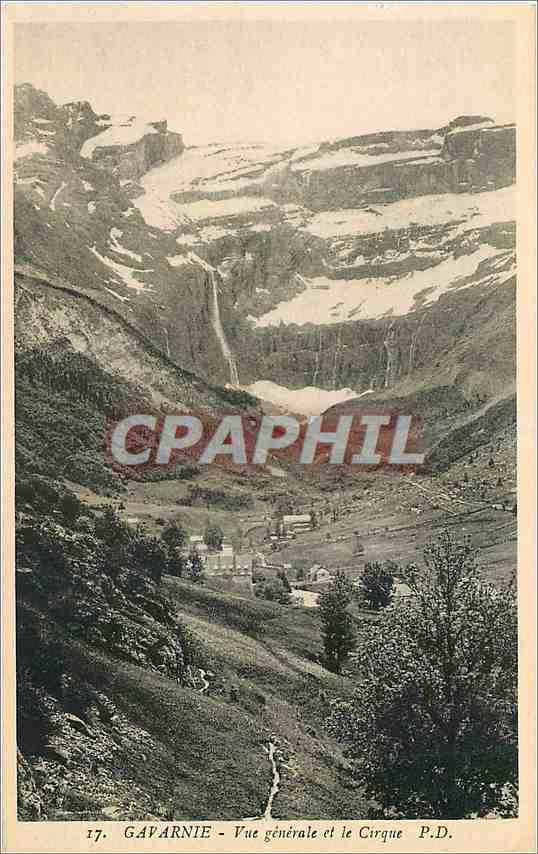 CPA Gavarnie Vue generale et le Cirque 
