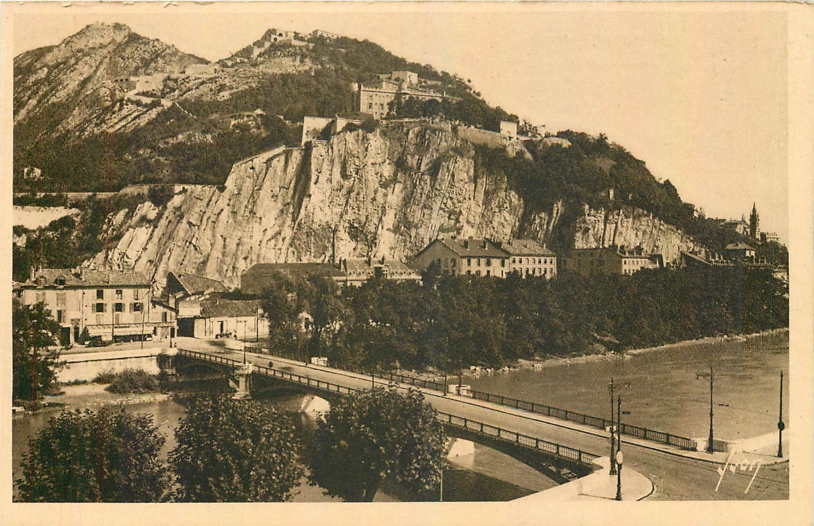 CPA Grenoble Isere Les Forts de Rabot et de la Bastille et le Pont de France 
