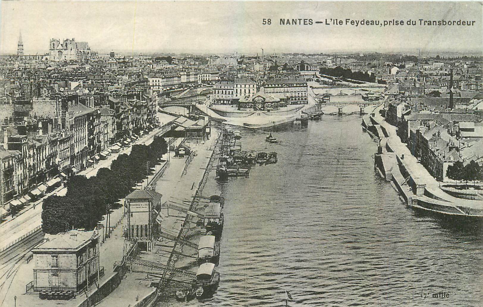 CPA Nantes L'Ile Feydeau prise du Transbordeur 