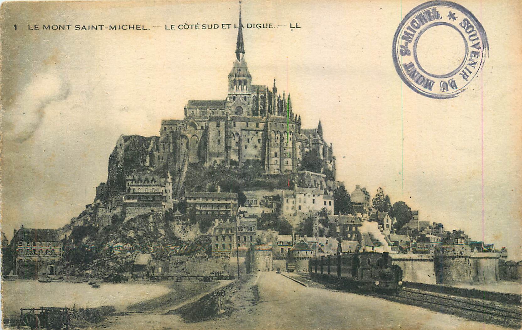 CPA Le Mont Saint Michel Le Cote sud et la Digue Train