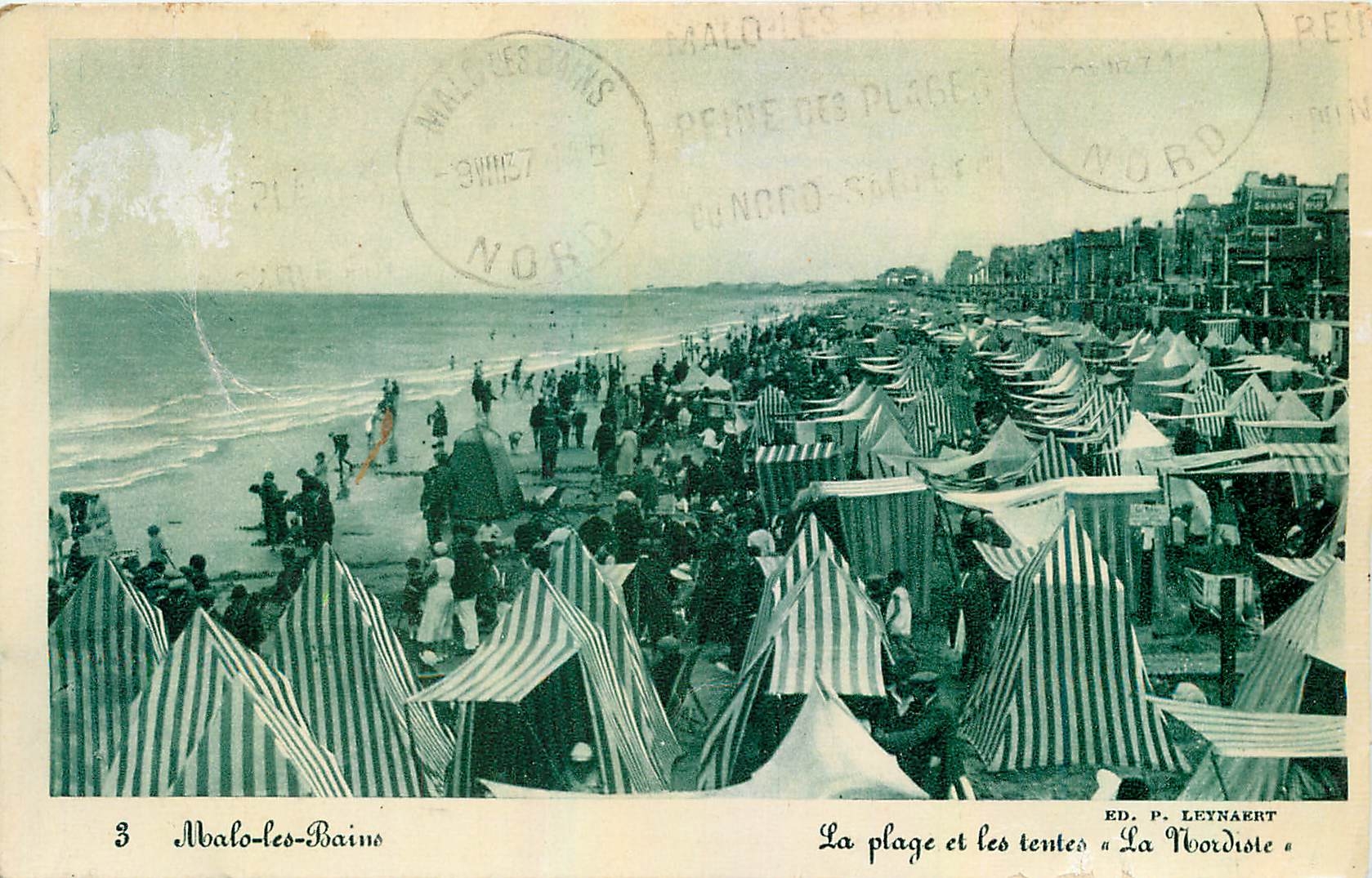 CPA Malo les Bains La plage et les tentes 