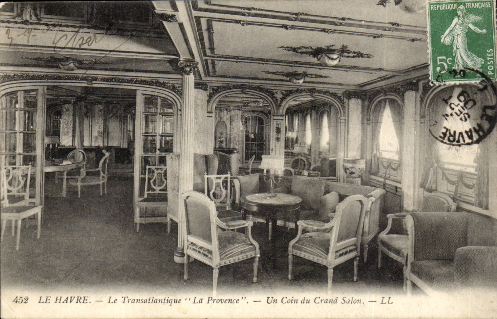 Steamer-Paquebot-Boat-Bateau- Le Havre- Le Transatlantique 'La Provence' Un Coin du Grand Salon -CPA