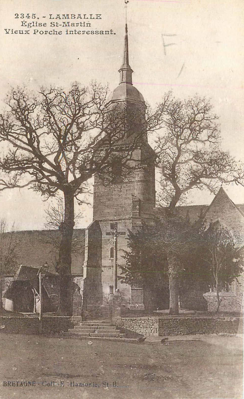 Lamballe - Église Saint-Martin — éditeur E. Hamonic, n° 2345