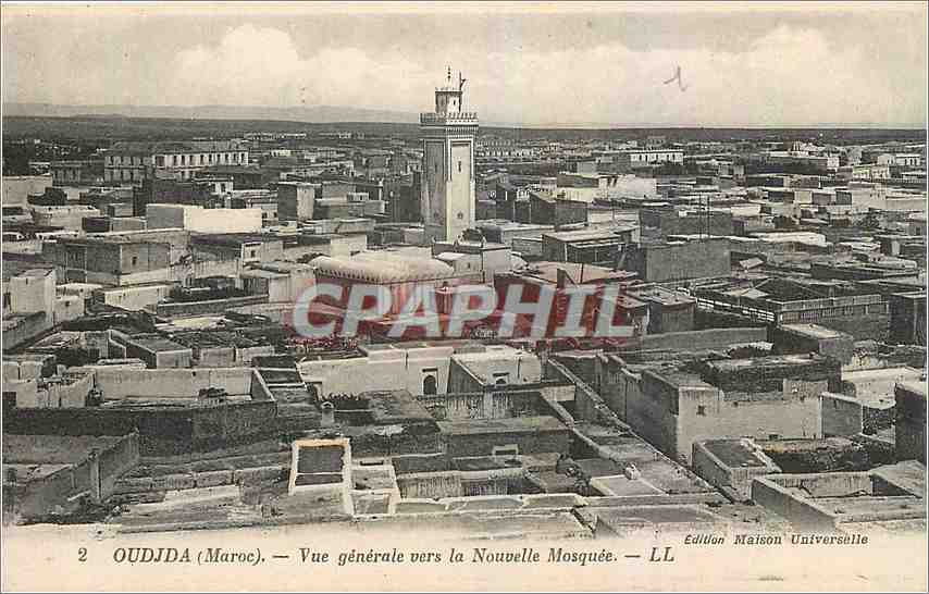 CPA Oudjda Maroc Vue generale vers la Nouvelle Mosquee 