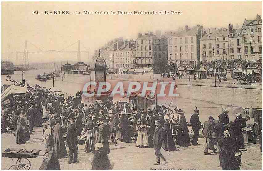REPRO Nantes Le Marche de la Petite Hollande et le Port 