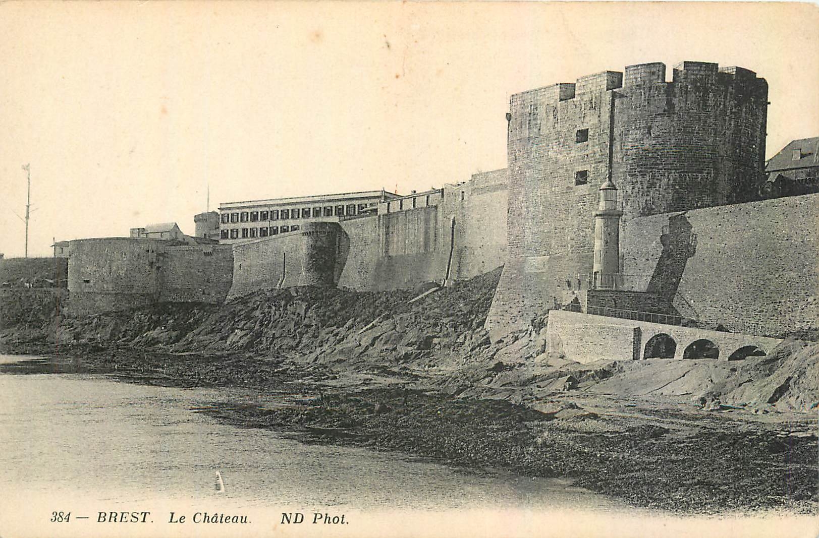 CPA Brest Le Chateau 