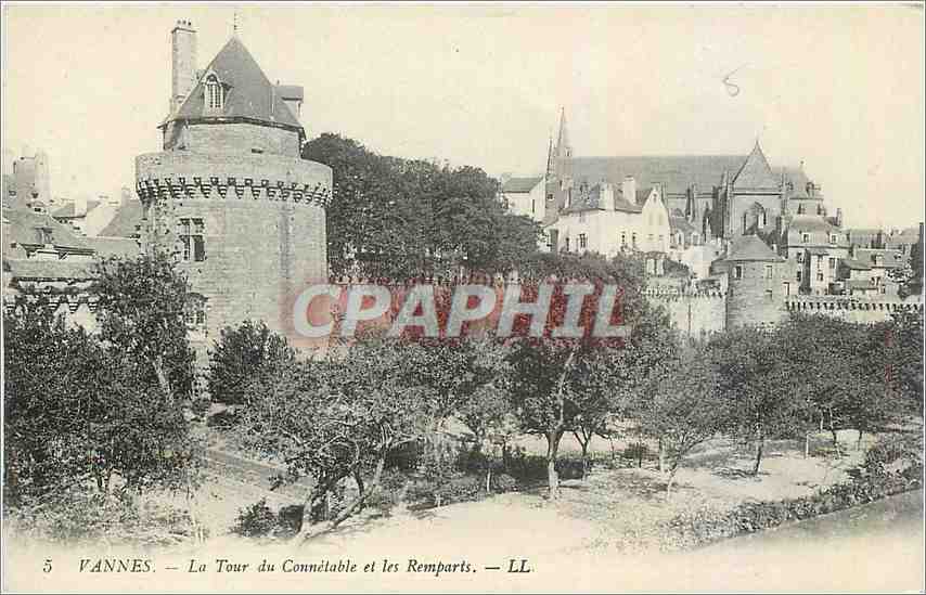 CPA Vannes La Tour du Connetable et les Remparts 