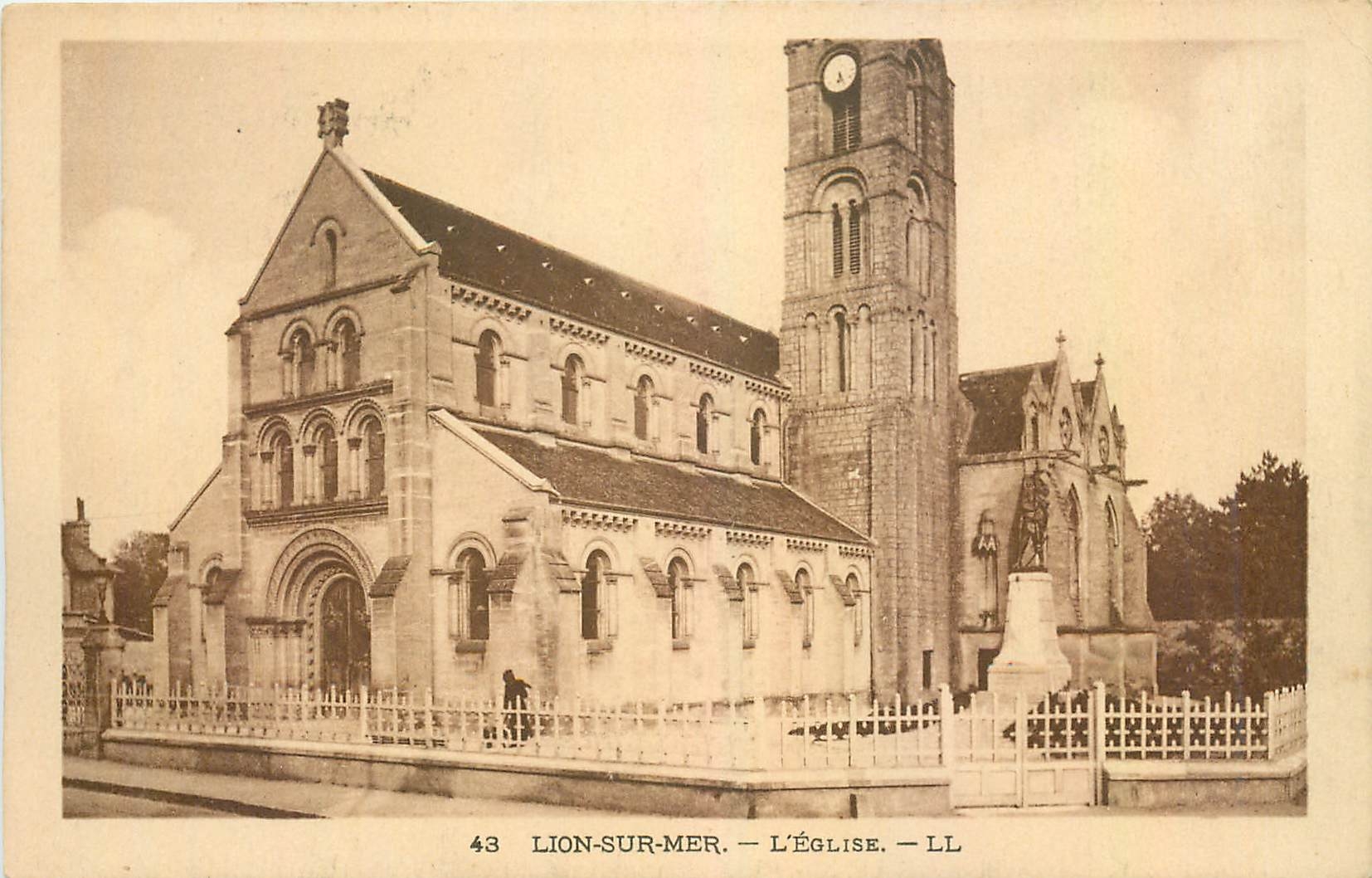 CPA Lion sur Mer L'Eglise 